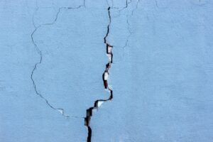 How to Know If a Crack in Your Wall Is Serious